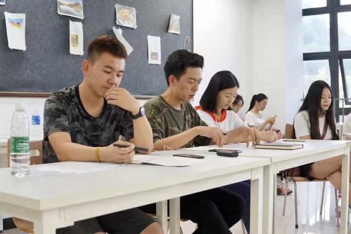 完满达人永远年轻永远热泪盈眶永远相信梦想张修铭